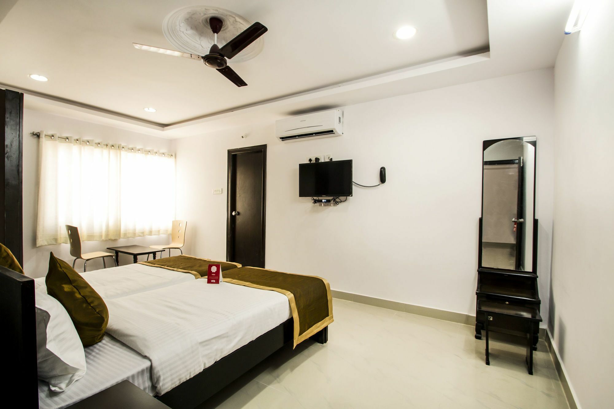 Hotel Oyo Flagship 463 Banjara Hills Hajdarabad Zewnętrze zdjęcie